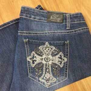 LOVE INDIGO Embellished Cross Denim Jean Shorts 22W Skimmer Capri Bermuda Jorts
